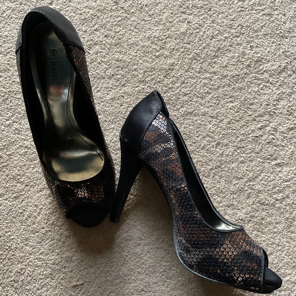 Brown leopard print heels, open toe - Picture 1 of 6